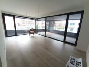 Living room of Flat to rent in Gijón   with Heating, Parquet flooring and Terrace