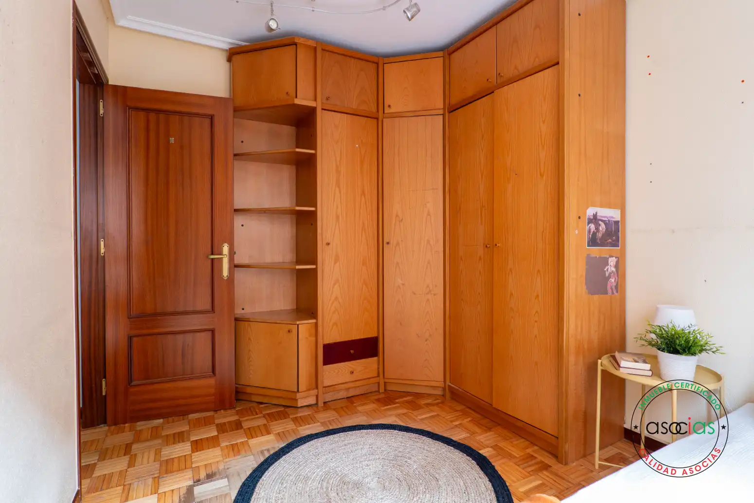 Schlafzimmer von Wohnung zum Verkauf in Gijón  mit Heizung, Parkett und Abstellraum