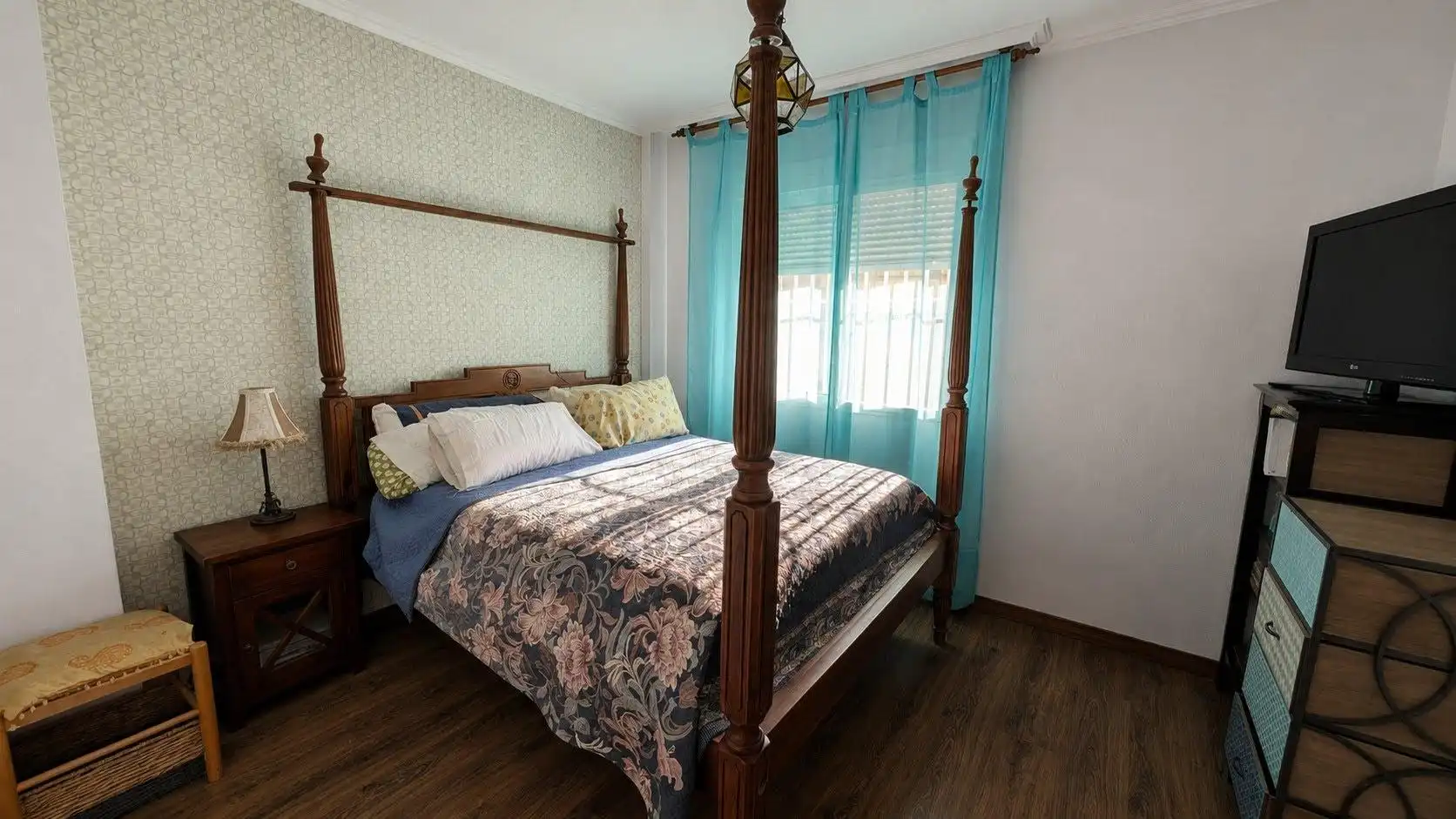 Habitación de Casa adosada en venta en Puçol con Calefacción, Jardín privado y Terraza