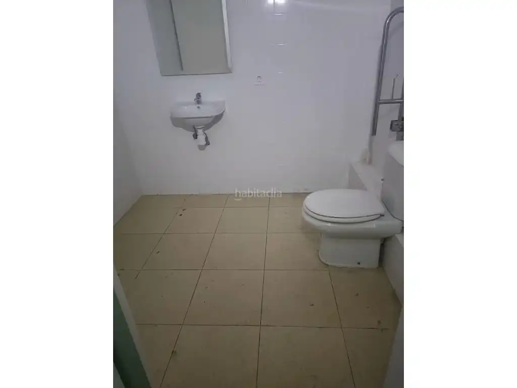 Business premises to rent in Avenida Estatut, imagen 15