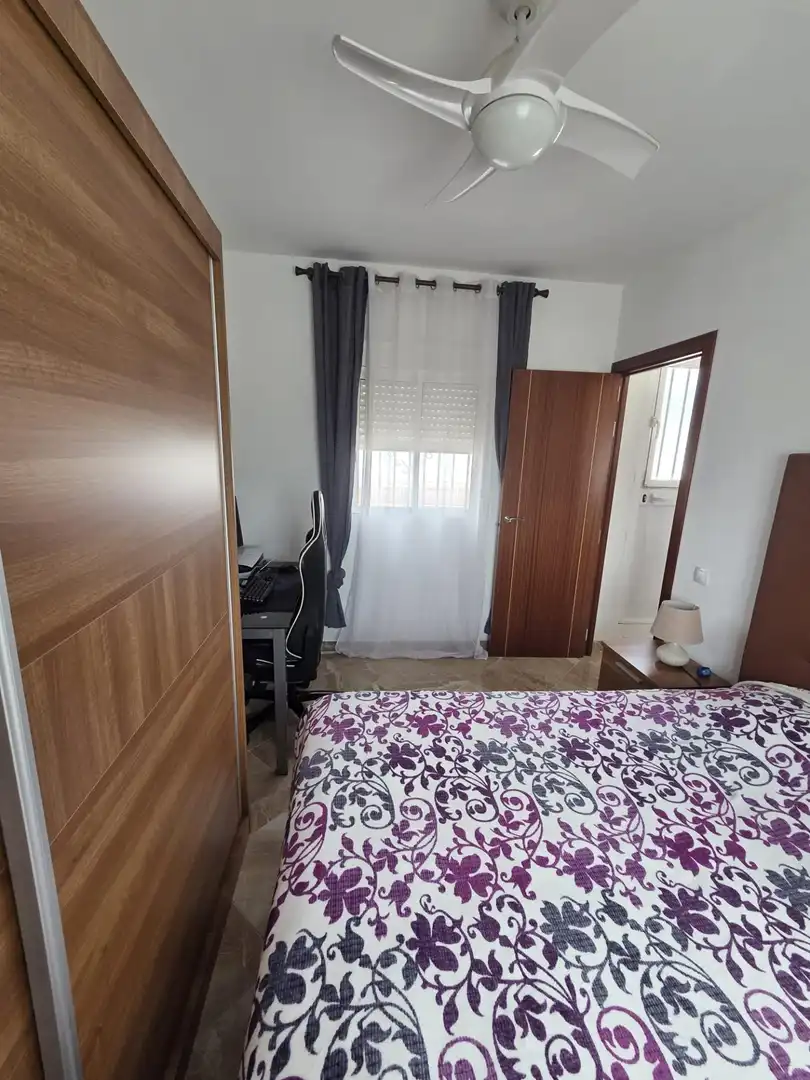 Dormitori de Casa adosada en venda en San Fernando