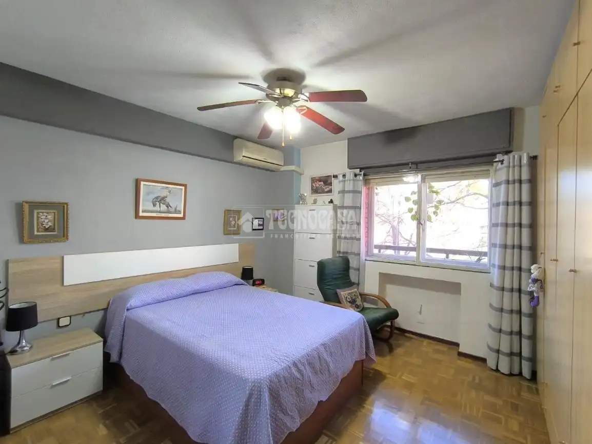 Habitación de Piso en venta en Alcalá de Henares con Aire acondicionado, Calefacción y Parquet