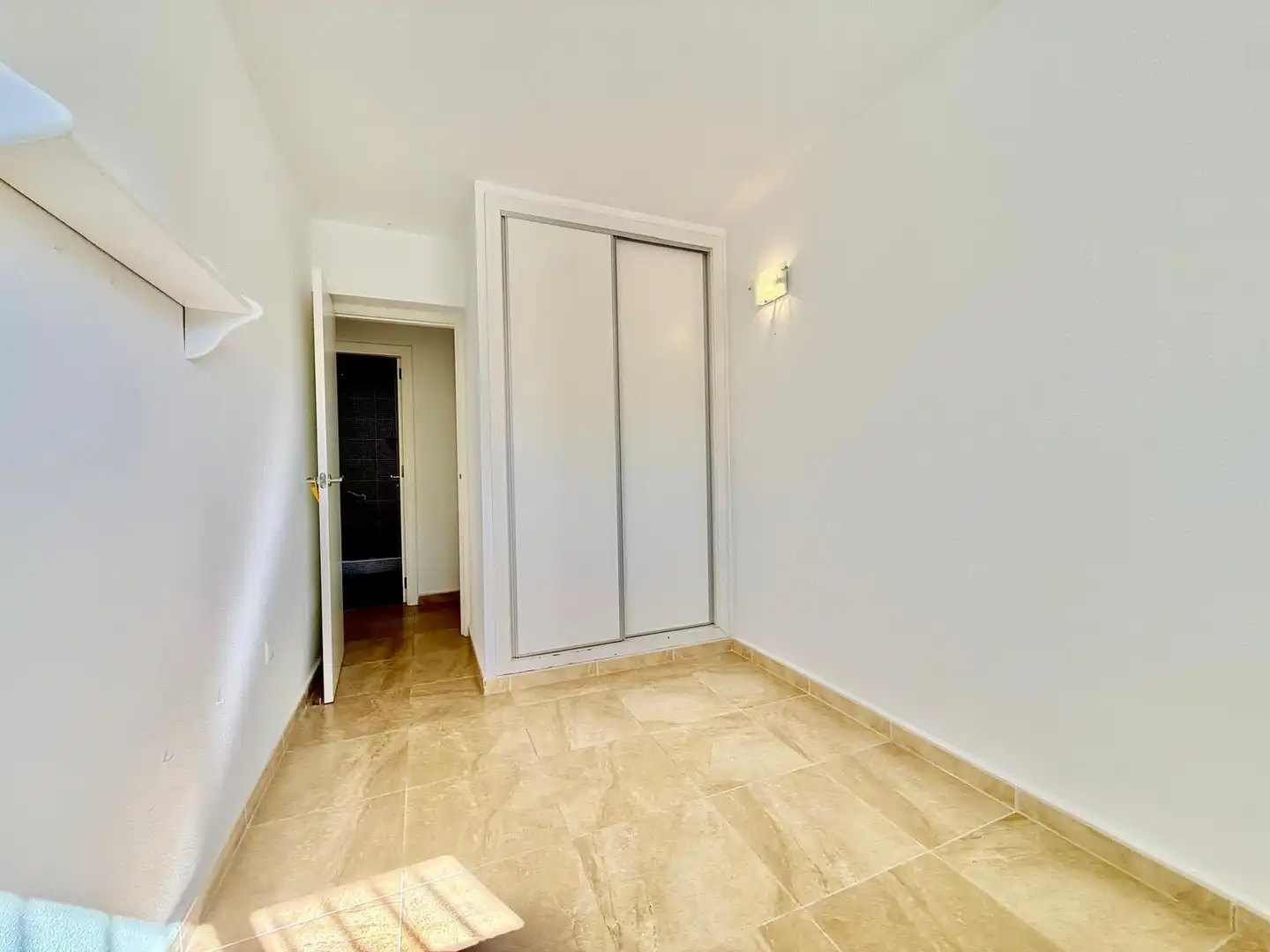 Dormitori de Casa o xalet en venda en Orihuela amb Aire condicionat, Jardí privat i Terrassa