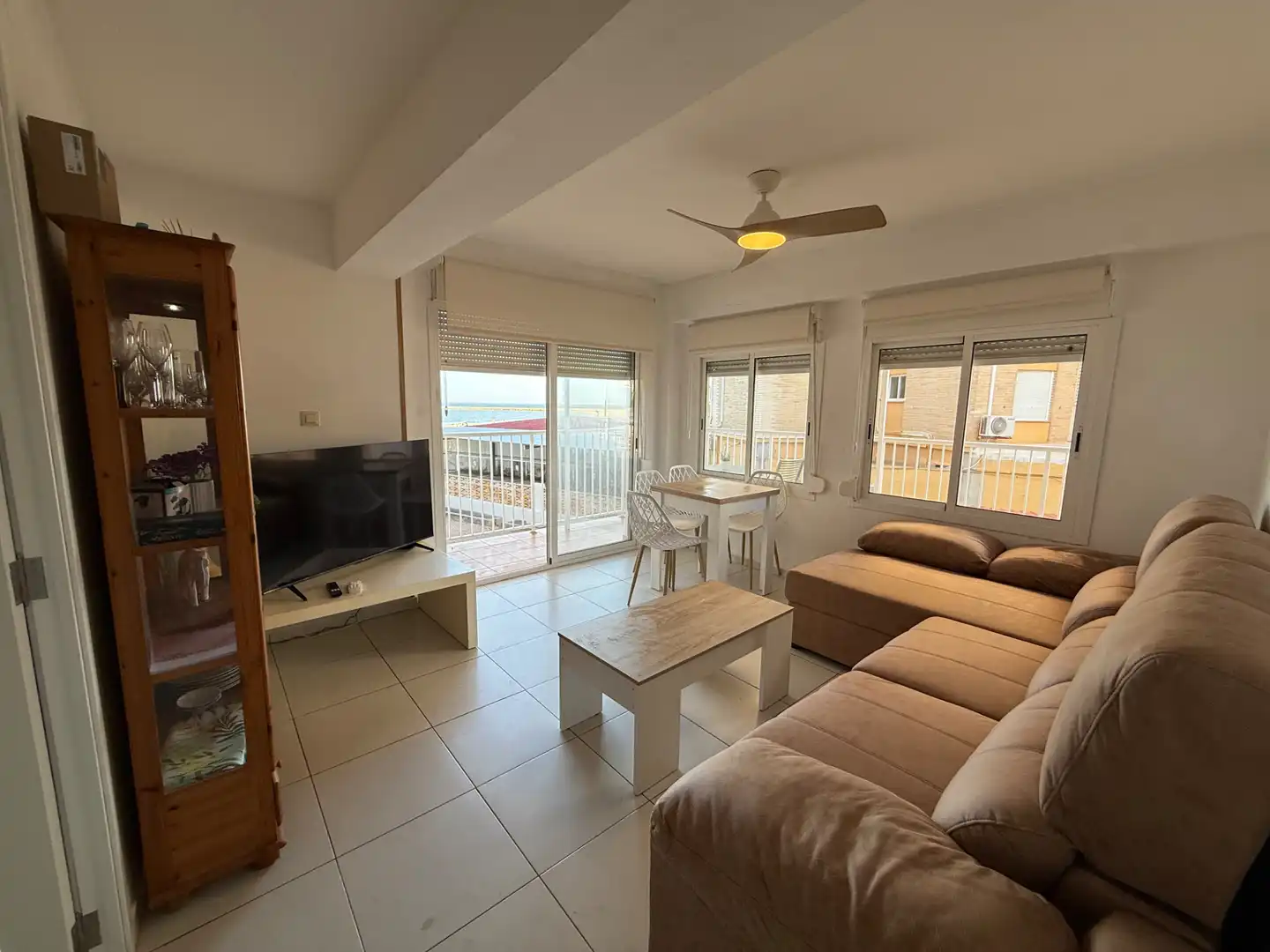 Sala d'estar de Apartament de lloguer en Dénia amb Calefacció, Terrassa i Traster