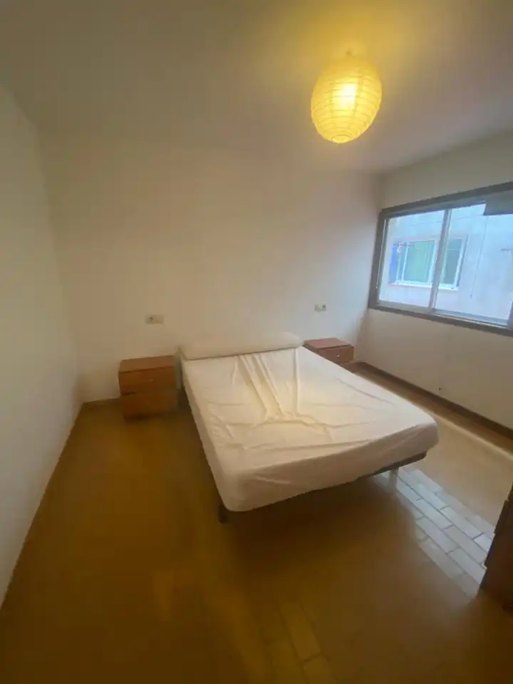 Bedroom of Flat for rent in Santiago de Compostela   with Furnished