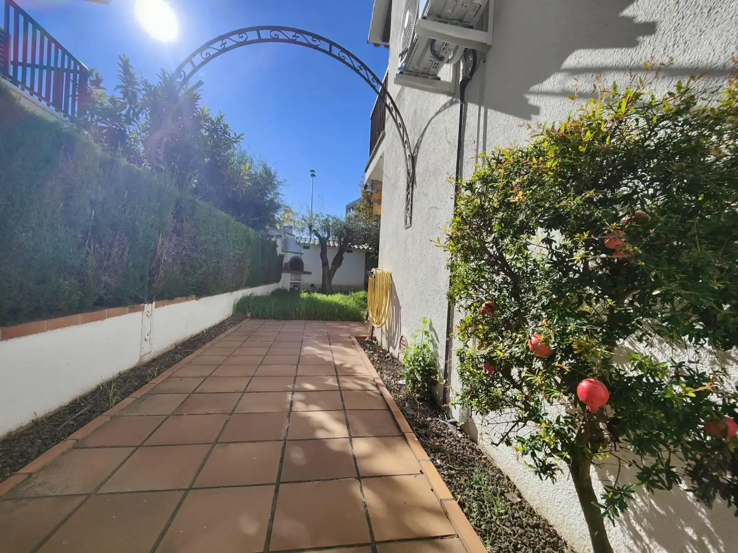 Jardín de Casa adosada en venta en Calafell con Aire acondicionado, Calefacción y Jardín privado
