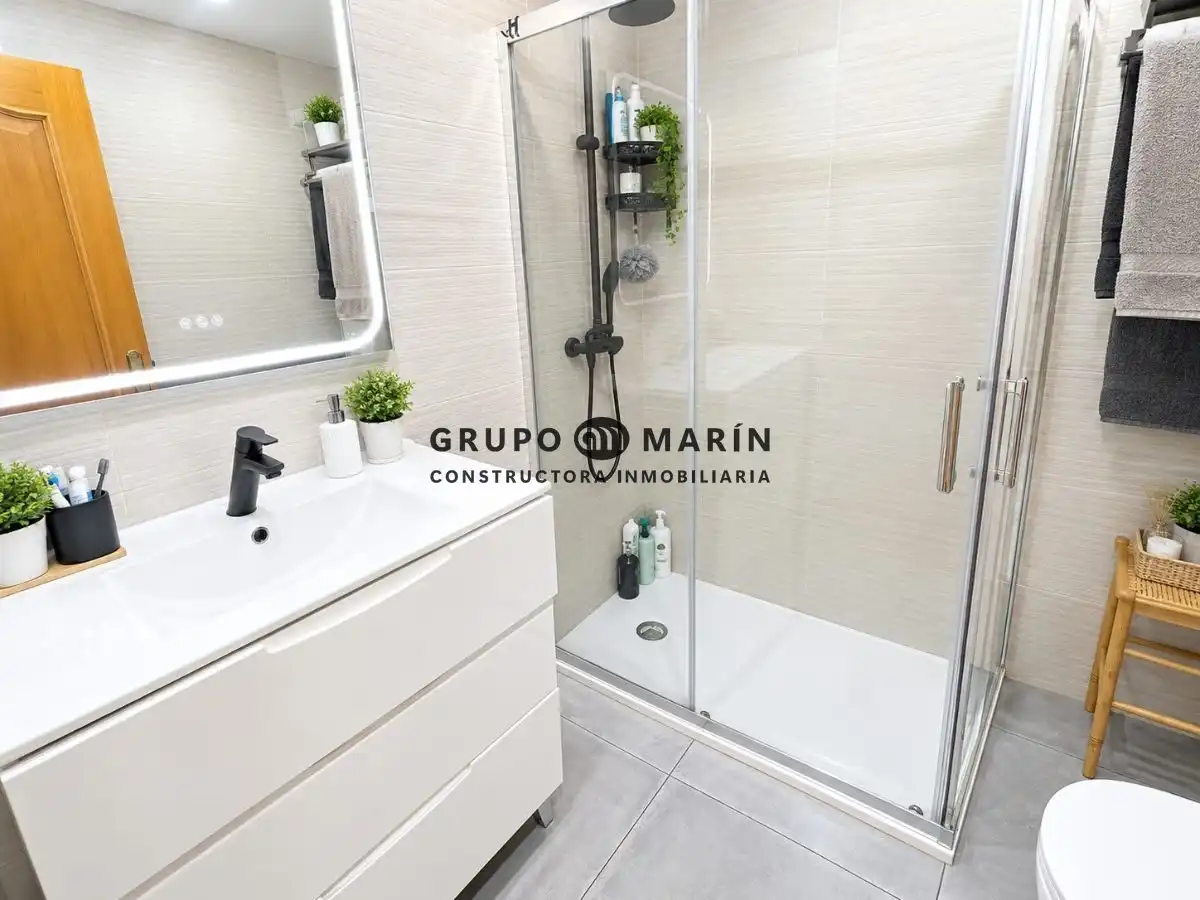 Bathroom of Flat for sale in Poblenou  