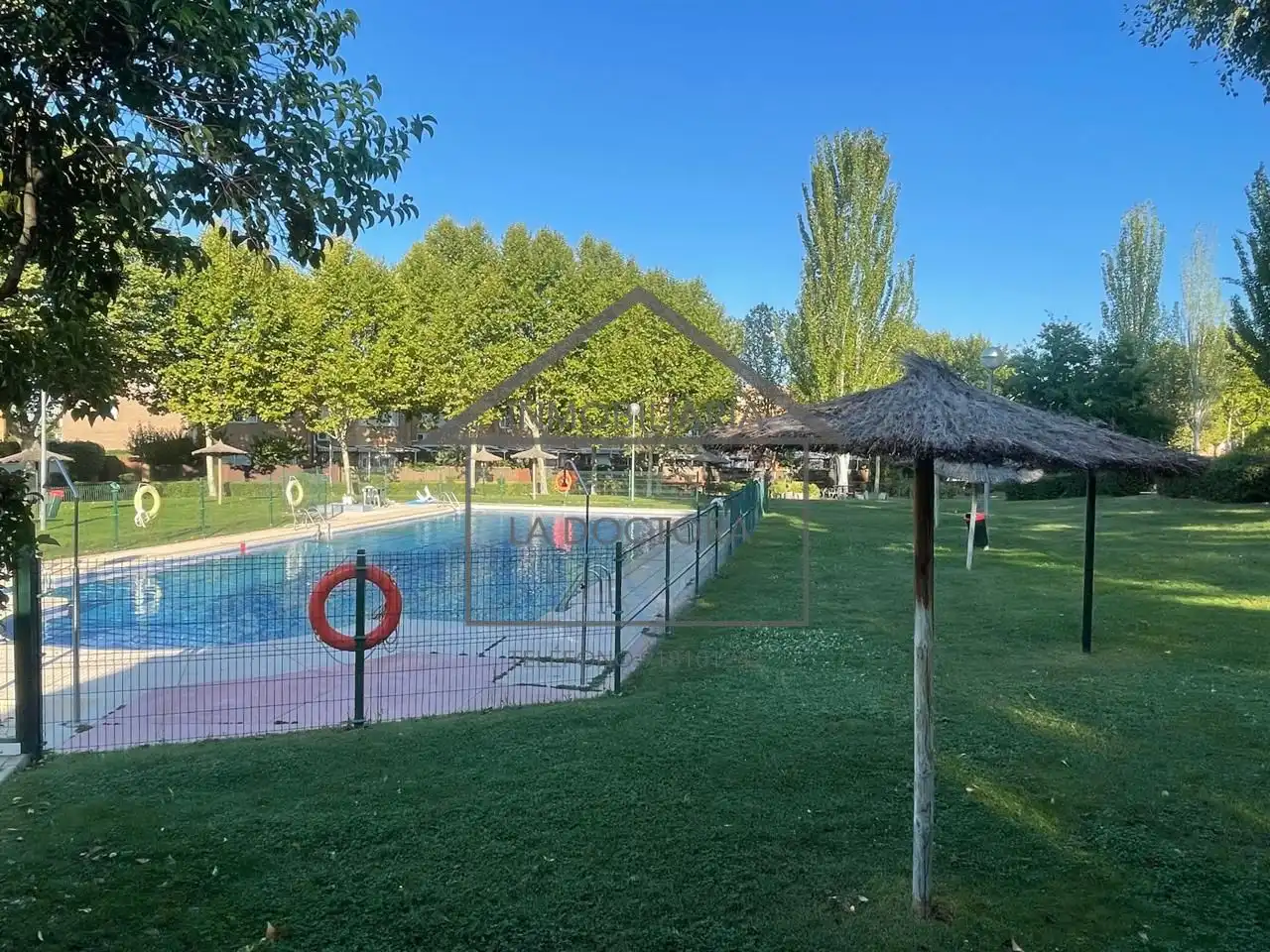 Casa adosada de alquiler en Parque Coimbra