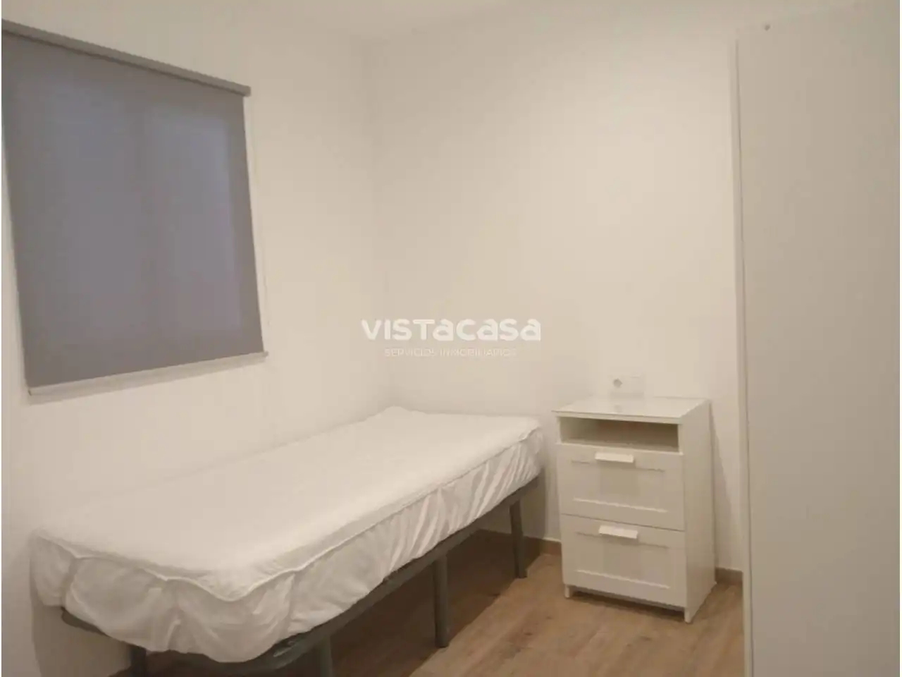 Habitación de Piso de alquiler en Mairena del Alcor con Aire acondicionado, Terraza y Amueblado