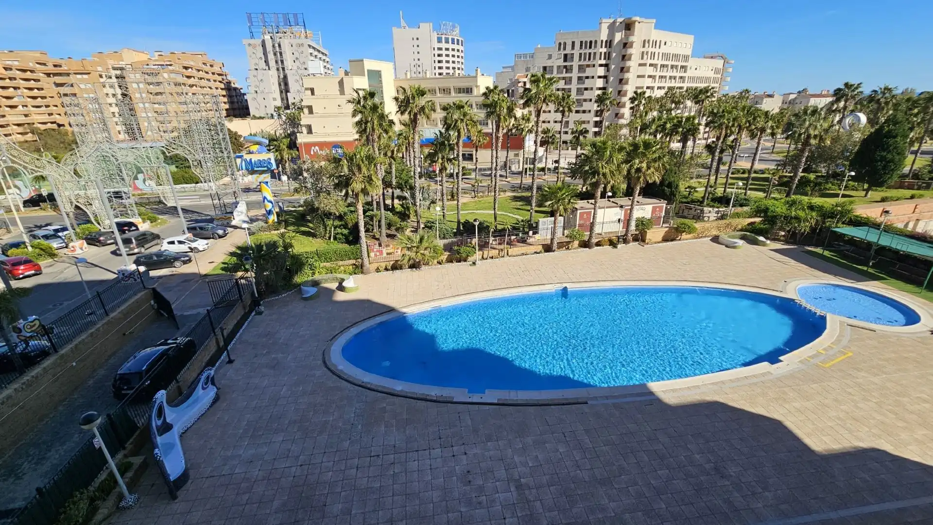 Piscina de Apartament en venda en Oropesa del Mar / Orpesa amb Aire condicionat, Calefacció i Terrassa