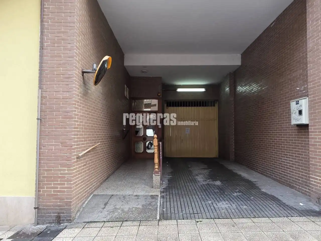 Parkplatz zur Miete in Calle Juan XXIII