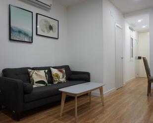 Living room of Flat for sale in  Barcelona Capital  with Air Conditioner, Heating and Parquet flooring