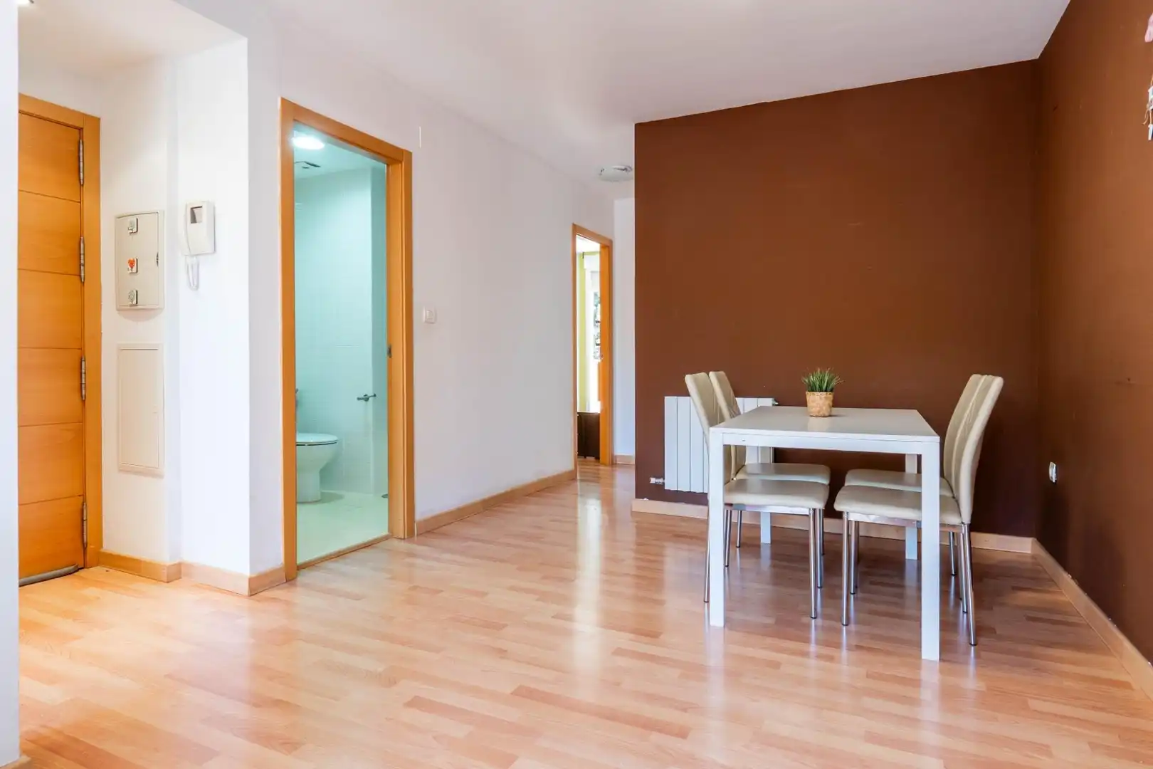 Wohnung zum Verkauf in La Zubia mit Heizung und Terrasse