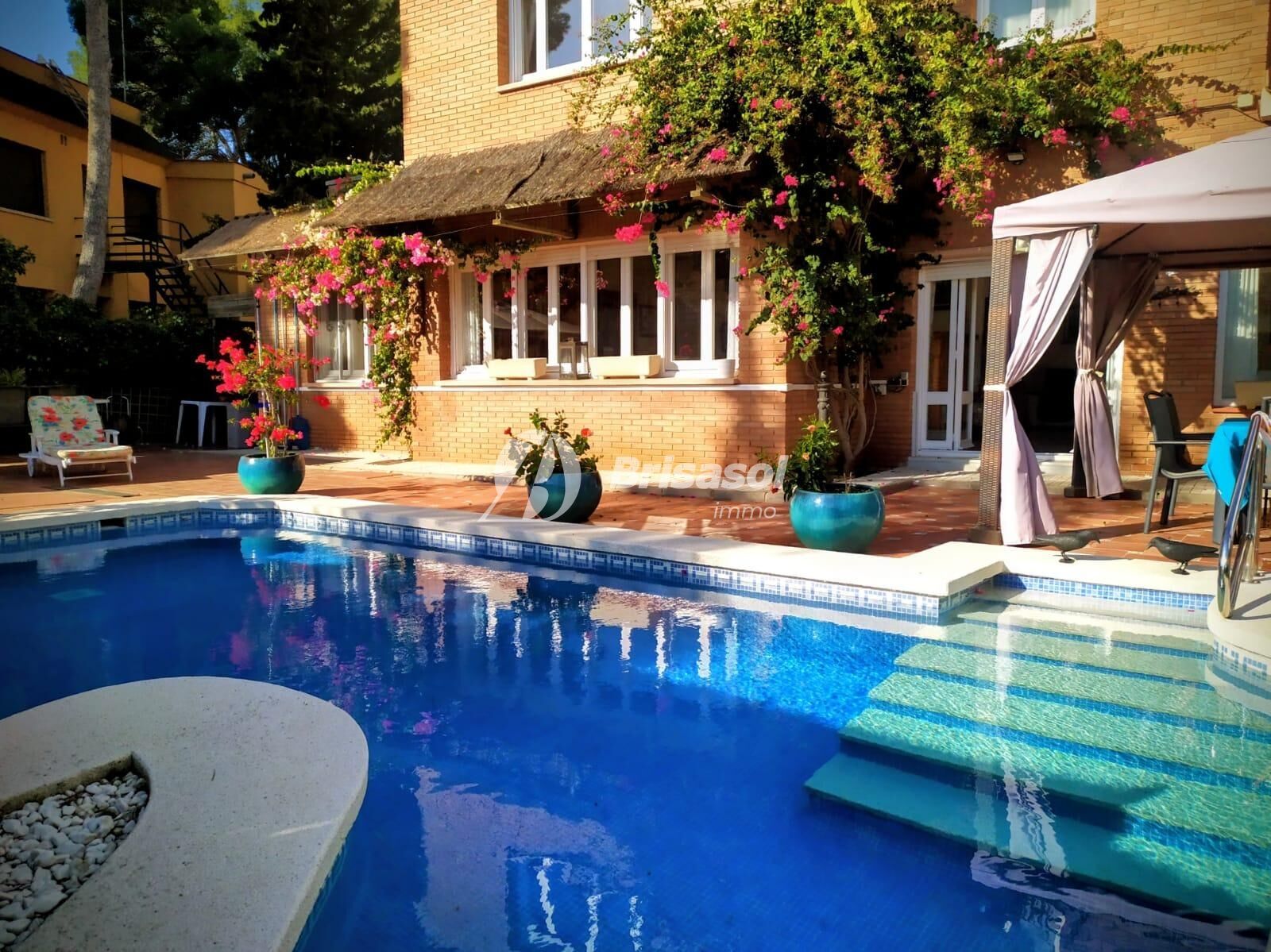 Swimming pool of House or chalet for sale in  Tarragona Capital  with Air Conditioner, Private garden and Terrace