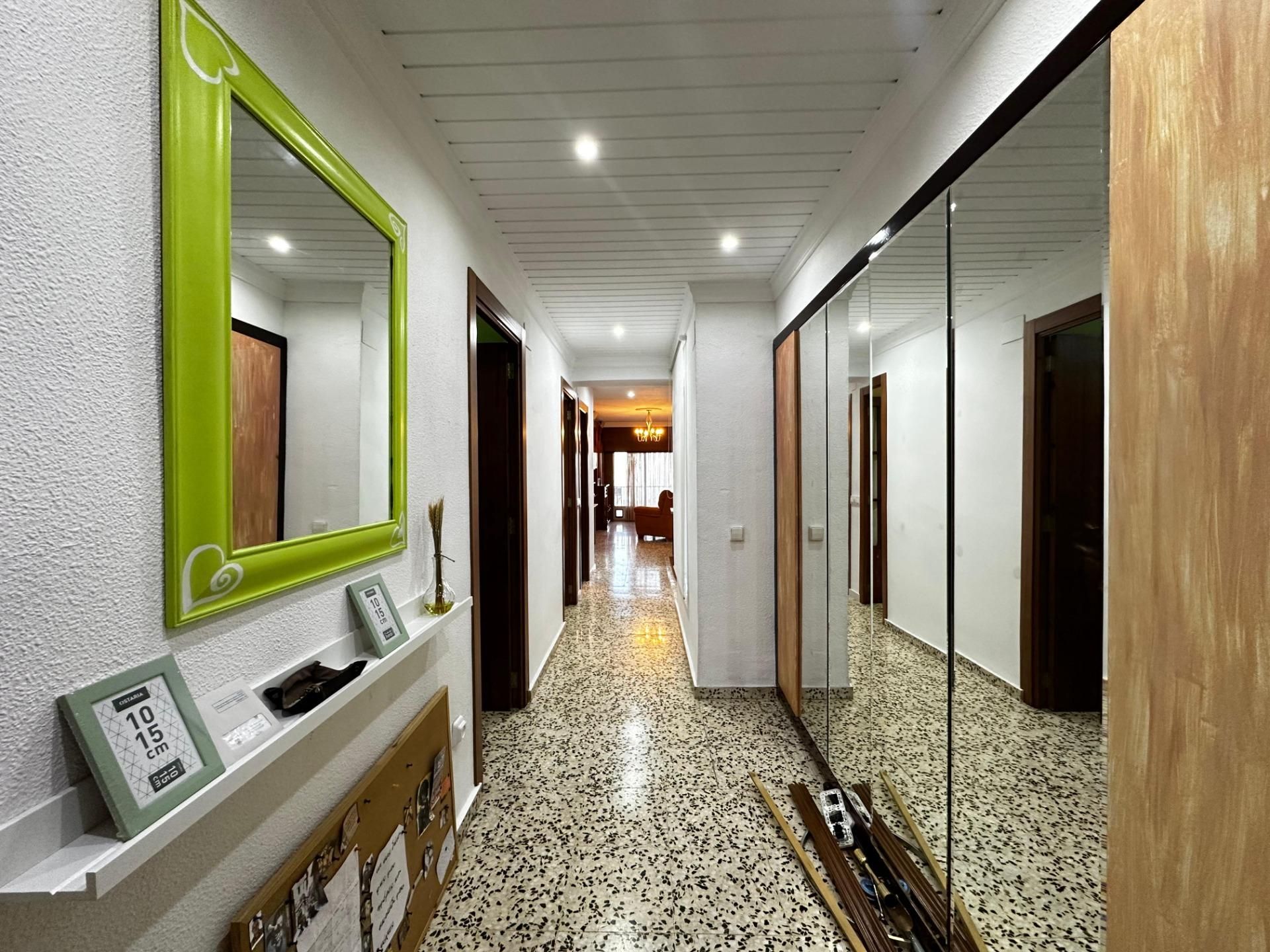 Piso de alquiler en L'Alcúdia con Terraza, Amueblado y Balcón