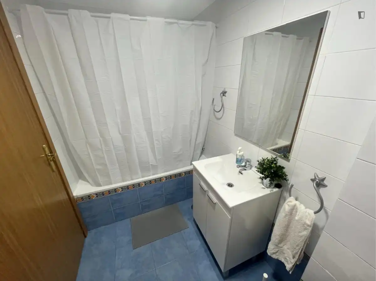 Room in El Rosón - Kelvinator