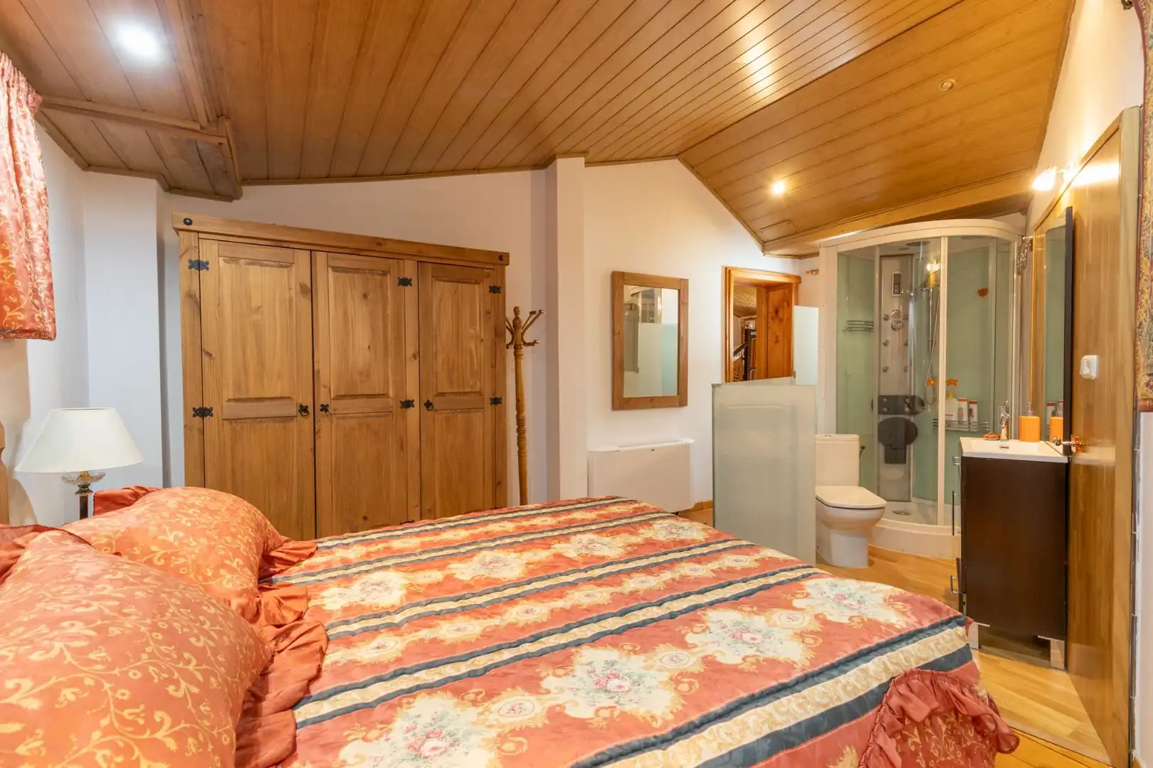 Habitación de Casa o chalet en venta en Sierra Nevada con Calefacción, Trastero y Amueblado