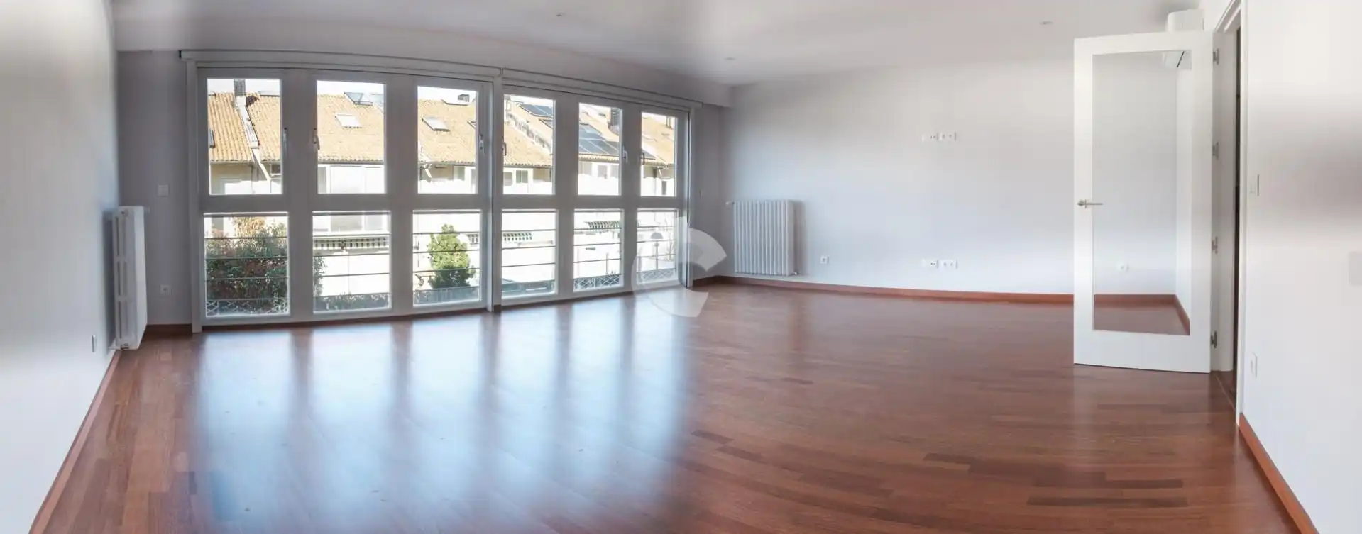 Sala d'estar de Casa adosada en venda en Ourense Capital  amb Jardí privat