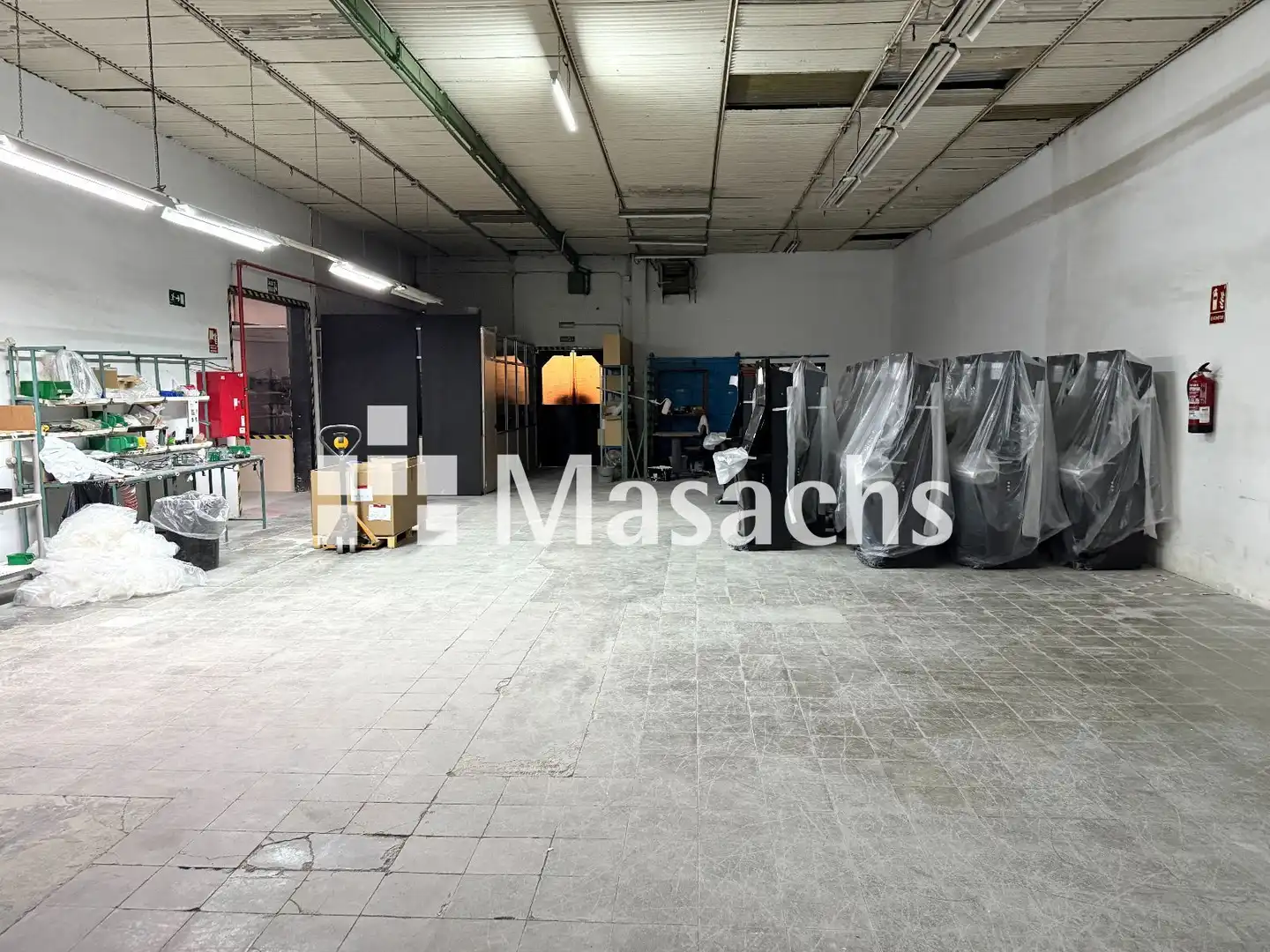 Fabrikhallen zur Miete in Terrassa