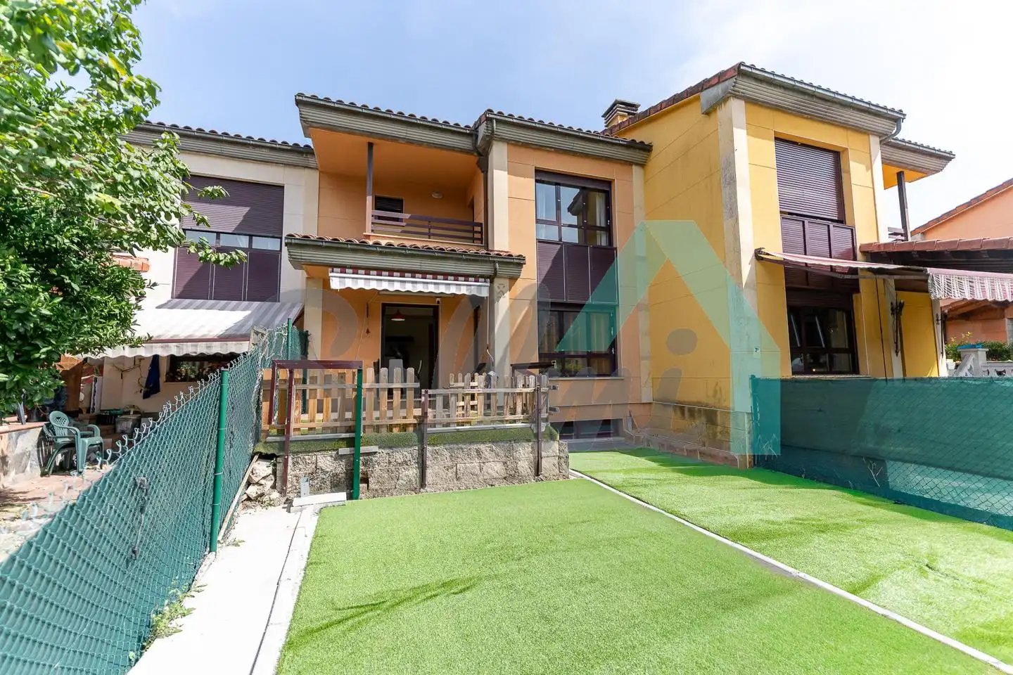 Casa a schiera con giardino in vendita a Urbanización Río Nalón