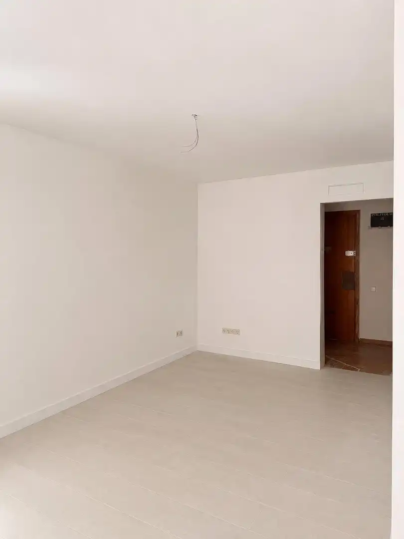 Flat for sale in  Palma de Mallorca  with Air Conditioner and Terrace