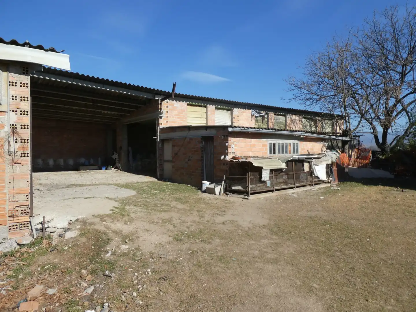 Außenansicht von Country house zum Verkauf in Les Masies de Voltregà mit Terrasse und Balkon