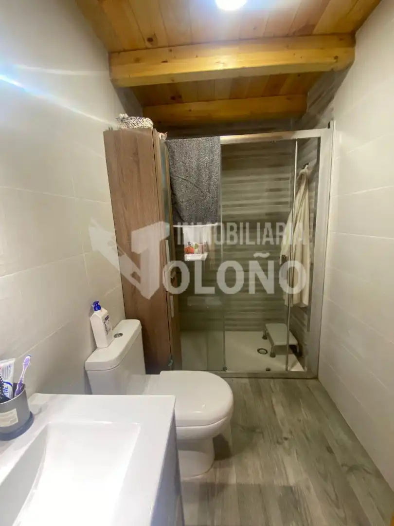 Badezimmer von Country house zum Verkauf in Rodezno mit Terrasse, Abstellraum und Möbliert