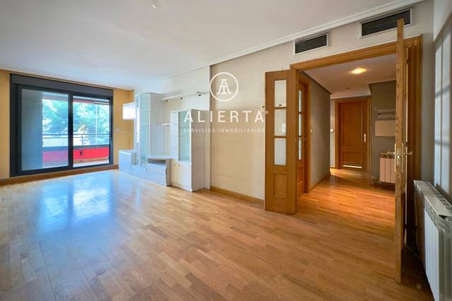 Piso en Venta en Zaragoza La Vieja en San José Alto