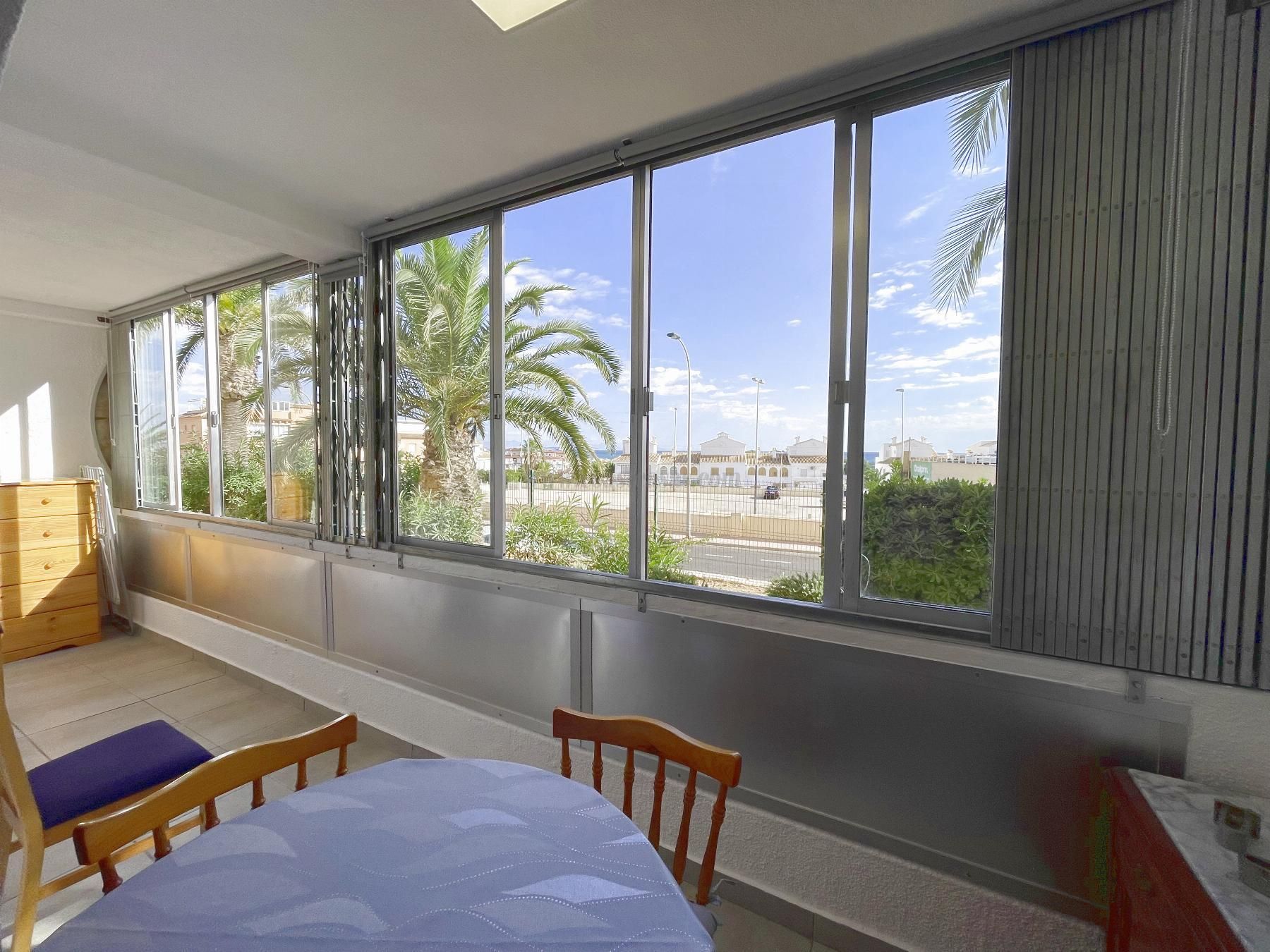 Apartamento de alquiler en Torrevieja con Terraza