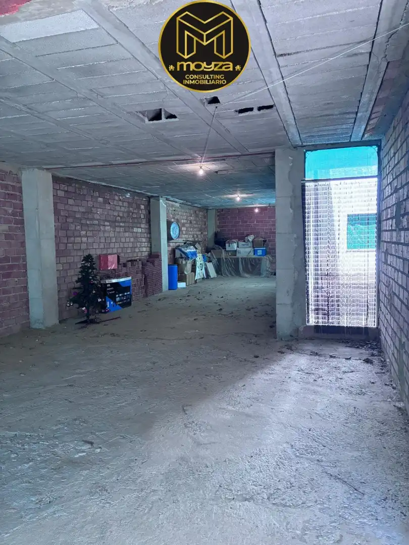 Edificio en venta en Valdepeñas de Jaén