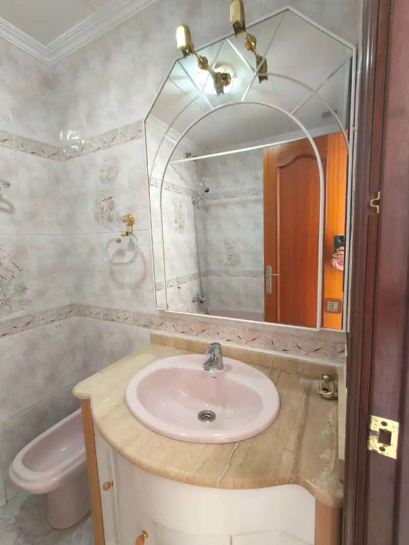 Baño de Piso en venta en Calella con Aire acondicionado, Calefacción y Terraza