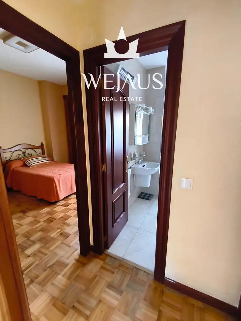 Piso de alquiler en El Astillero   con Calefacción, Amueblado y Alarma