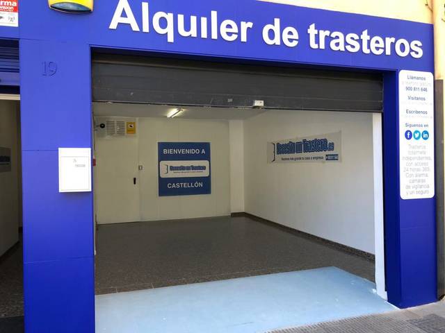 Trastero en Alquiler en Calle Ribelles Comín, 19 en Ensanche - Parque del Oeste