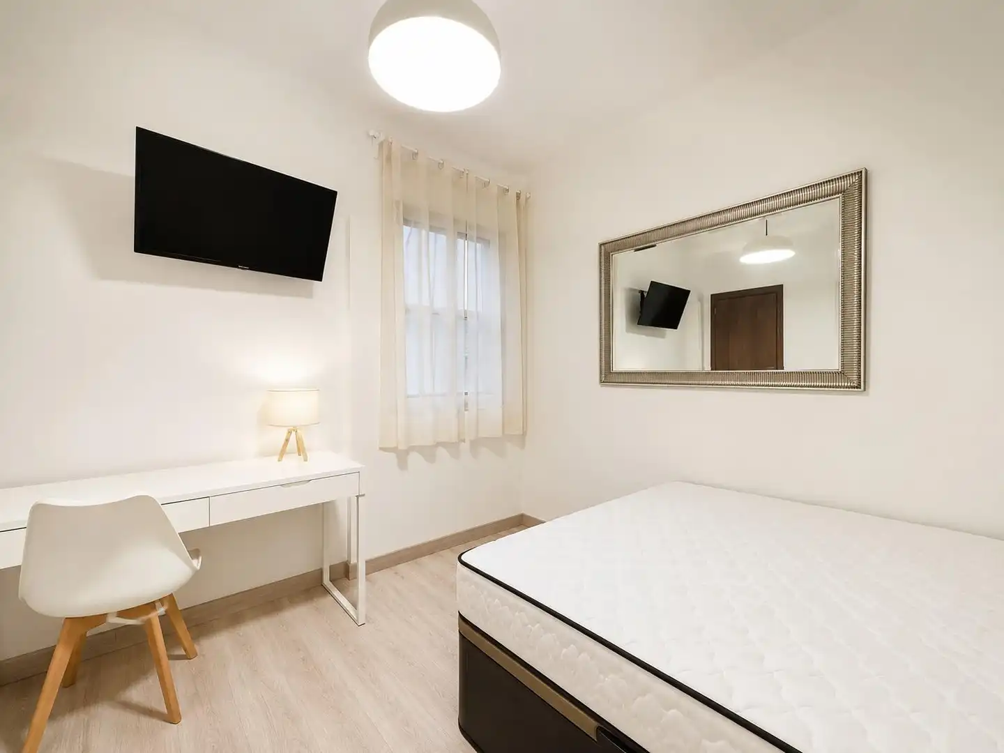 Piso en venta en Carrer PINTOR CASAS, Vilapicina i la Torre Llobeta