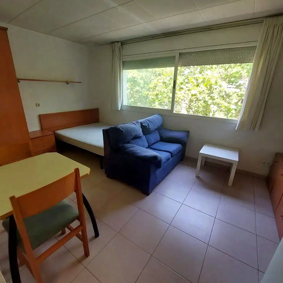 Study for rent in De Tarragona, 19, Poble Nou