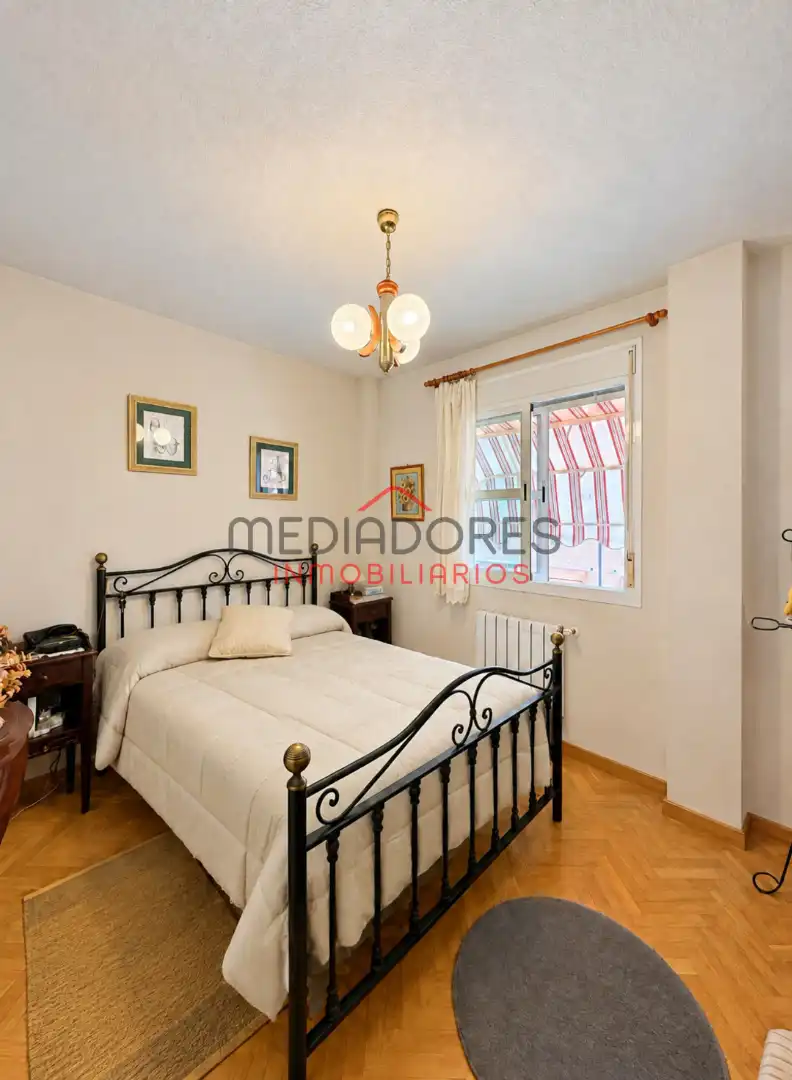 Adossat amb jardí en venda a Calle José Zorrilla, imagen 12