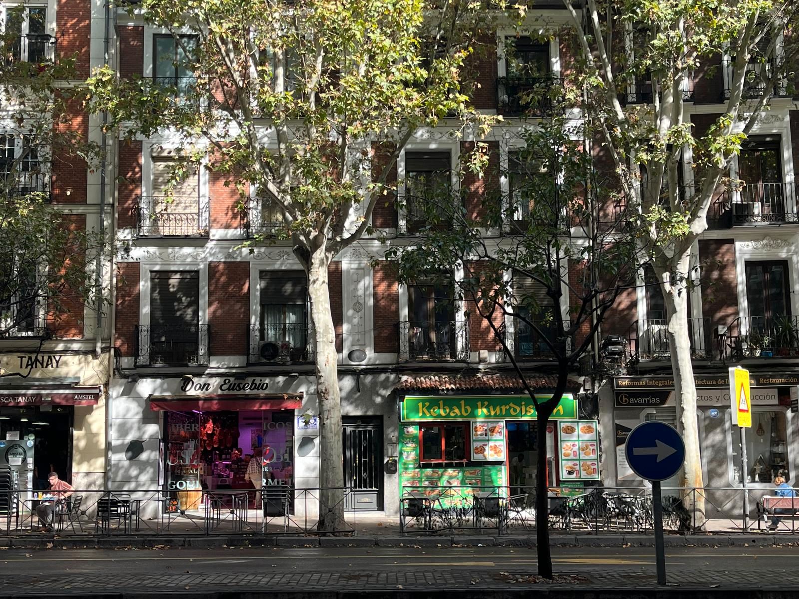 Exterior view of Study for sale in  Madrid Capital  with Air Conditioner and Heating