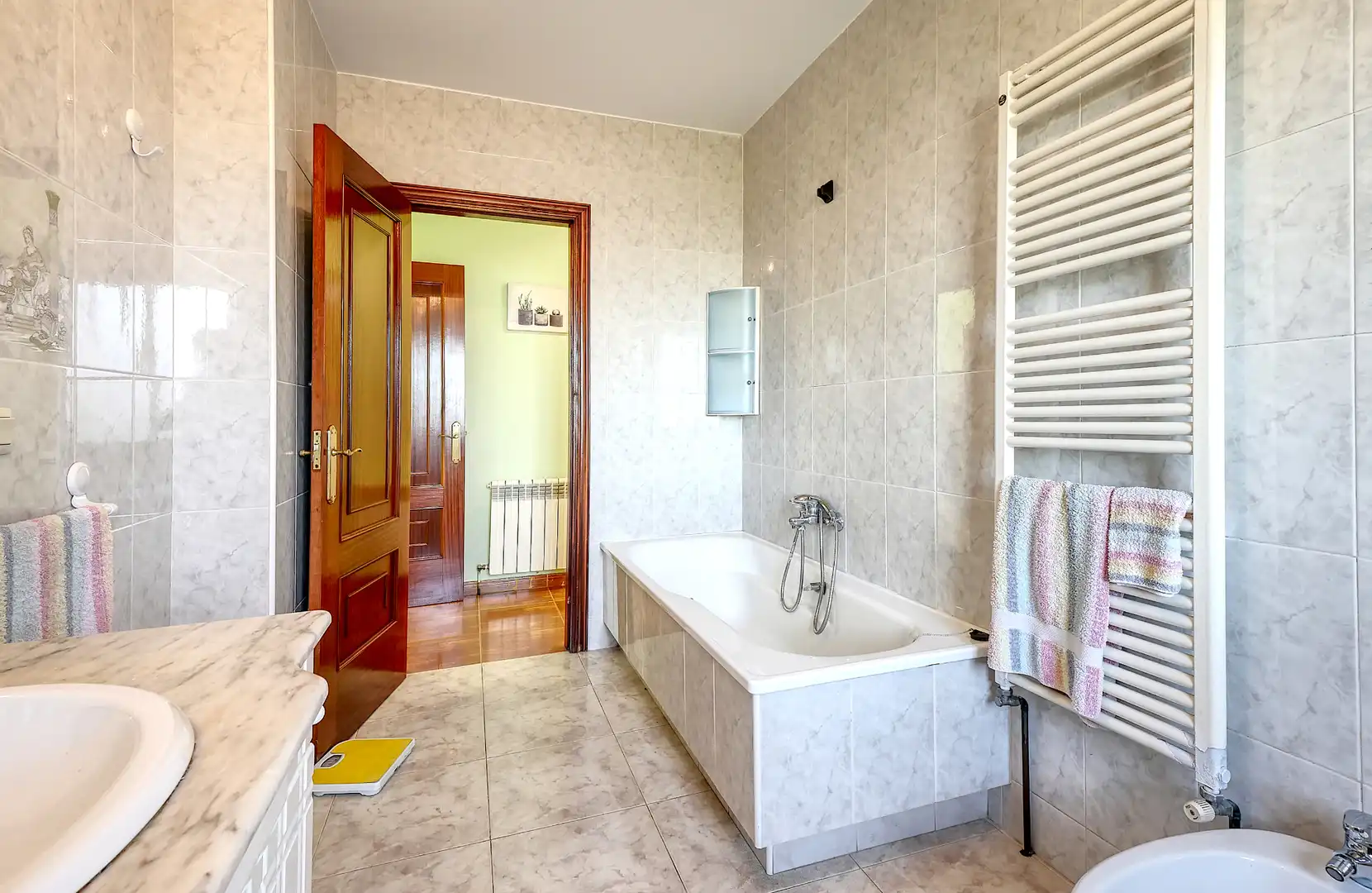 Bathroom of Houses for sale in Cerceda  with Private garden and Oven