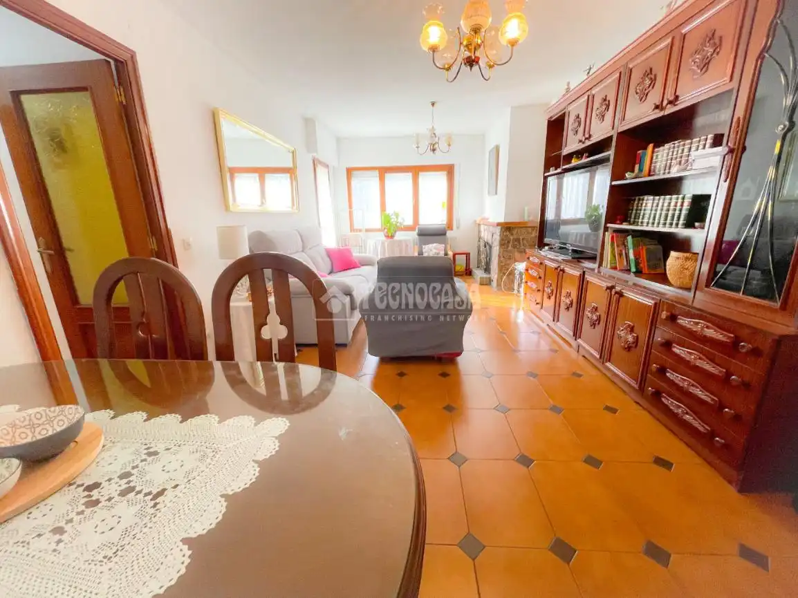 Living room of Flat for sale in Guadarrama  with Heating, Terrace and Storage room