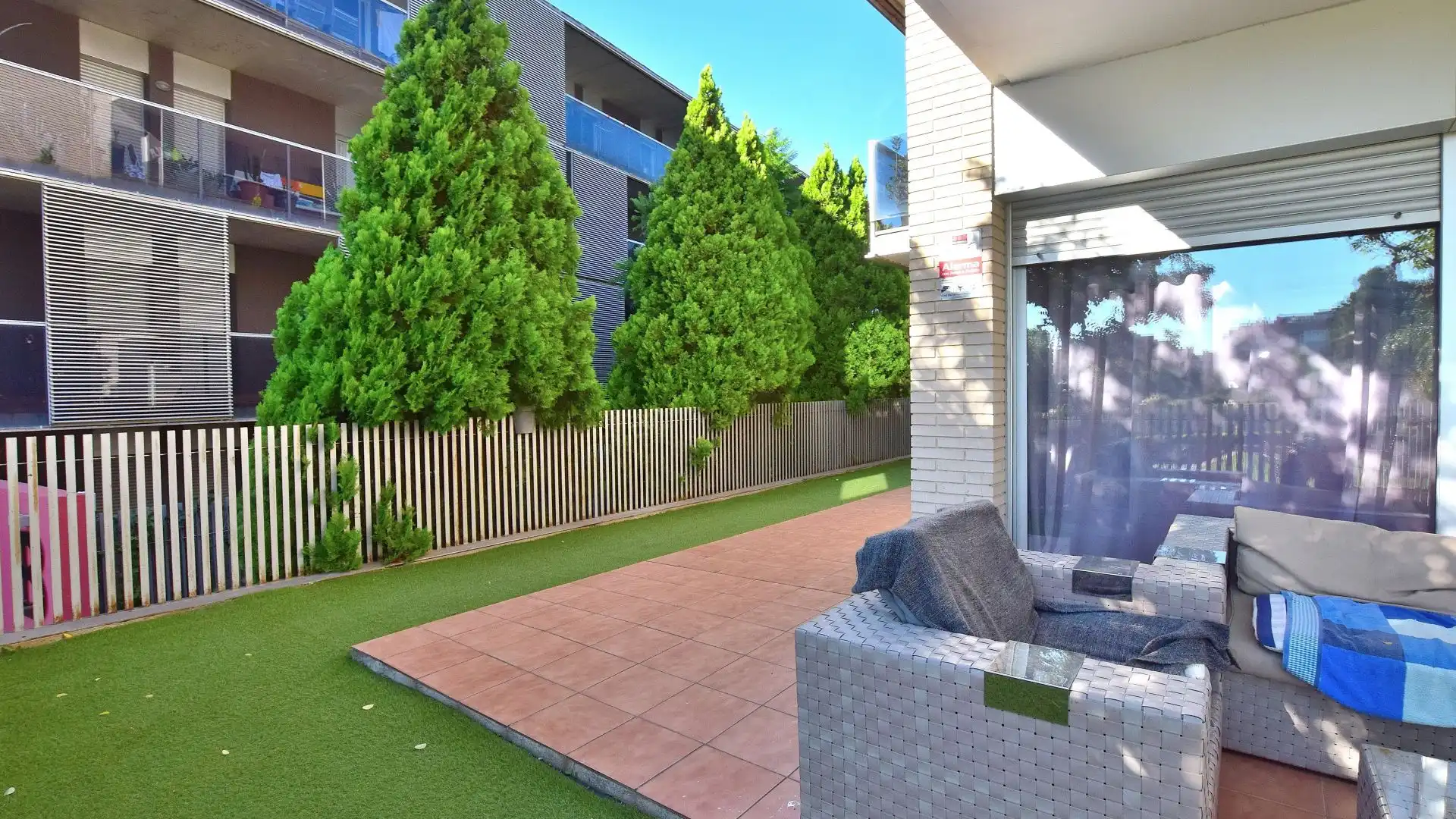 Terrasse von Wohnung zum Verkauf in Salou mit Klimaanlage, Heizung und Privatgarten