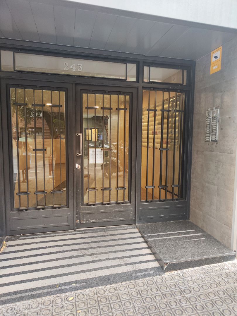 Estudi de lloguer en  Barcelona Capital amb Aire condicionat, Moblat i Forn