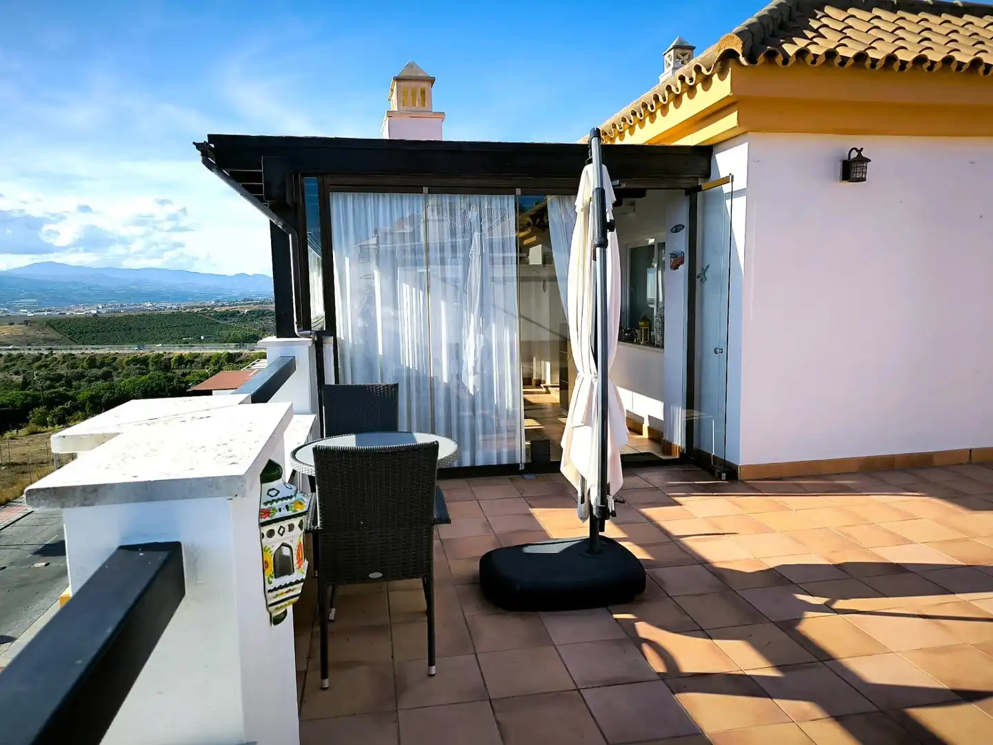 Terraza de Ático en venta en Vélez-Málaga con Aire acondicionado, Calefacción y Jardín privado