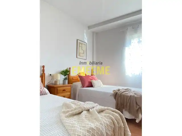 Casa aparellada amb terrassa en venda a Cuevas del Becerro, imagen 41