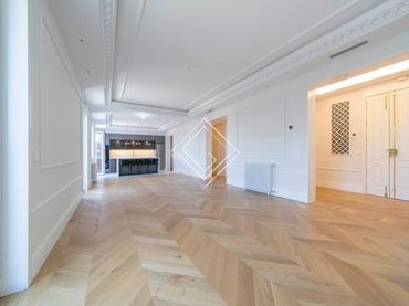 Piso con balcón en venta en Calle de Isaac Peral