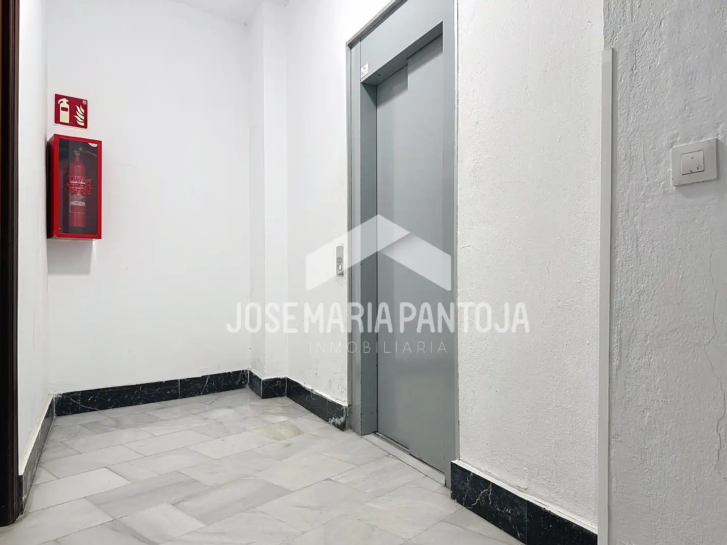 Flat for sale in Jerez de la Frontera  with Storage room