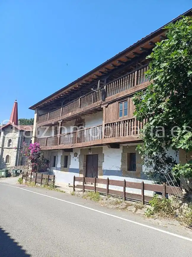 Vista exterior de Casa o xalet en venda en Karrantza Harana / Valle de Carranza amb Terrassa