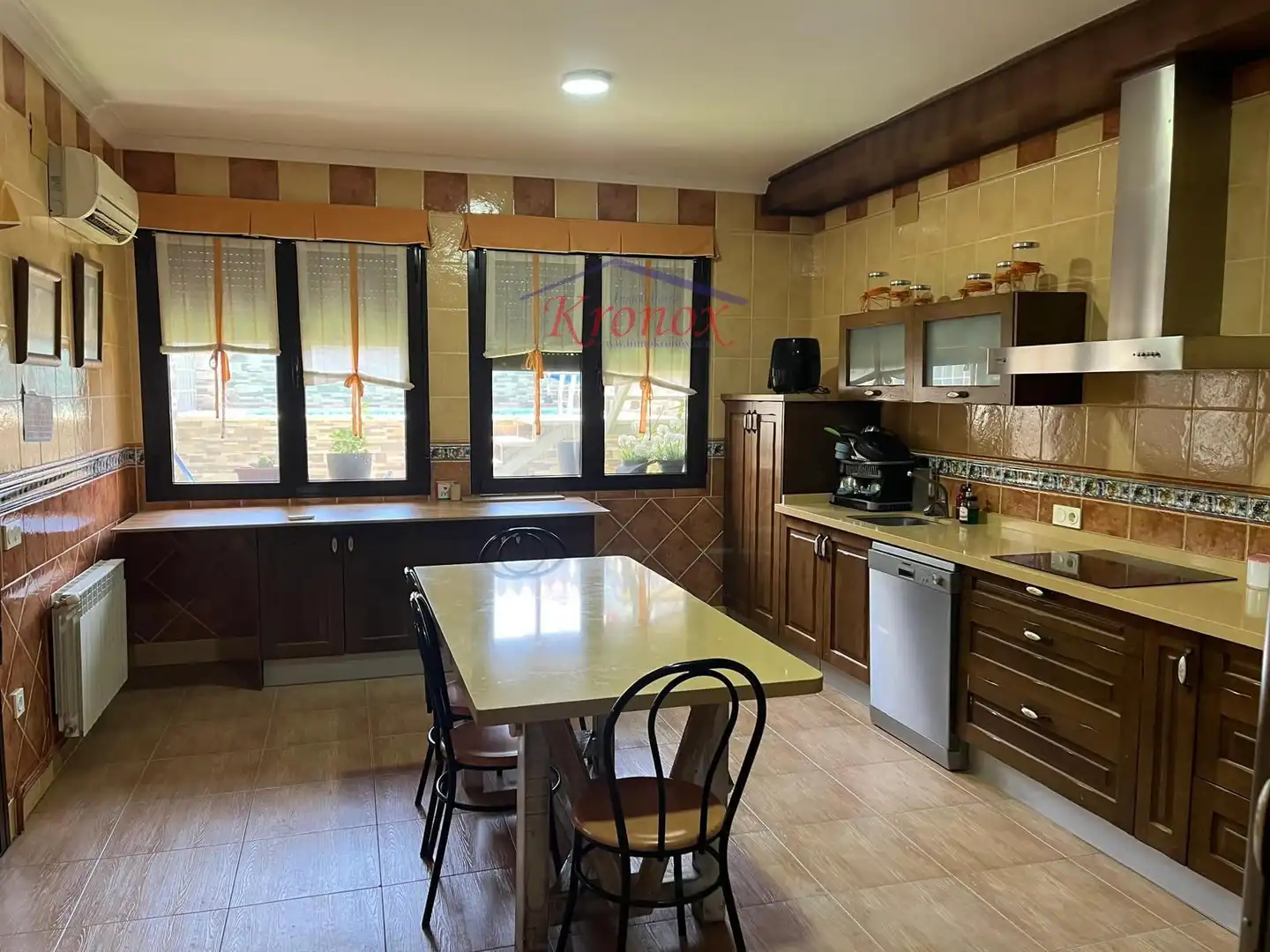 Cuina de Casa o xalet en venda en Villarta de San Juan amb Aire condicionat, Calefacció i Terrassa