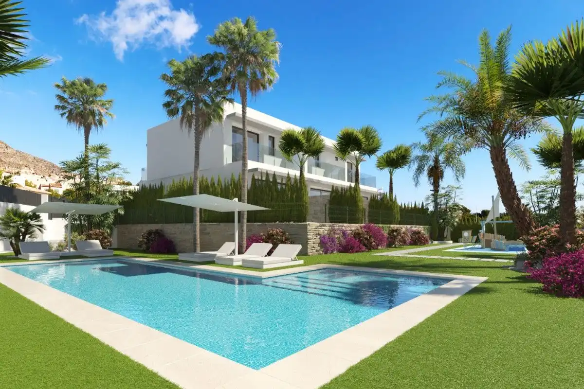 Casa a schiera con piscina in vendita a Golf Bahía, imagen 6