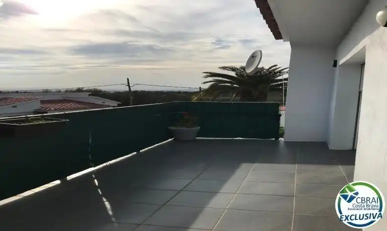 Terrassa de Casa o xalet en venda en Roses amb Aire condicionat, Calefacció i Jardí privat