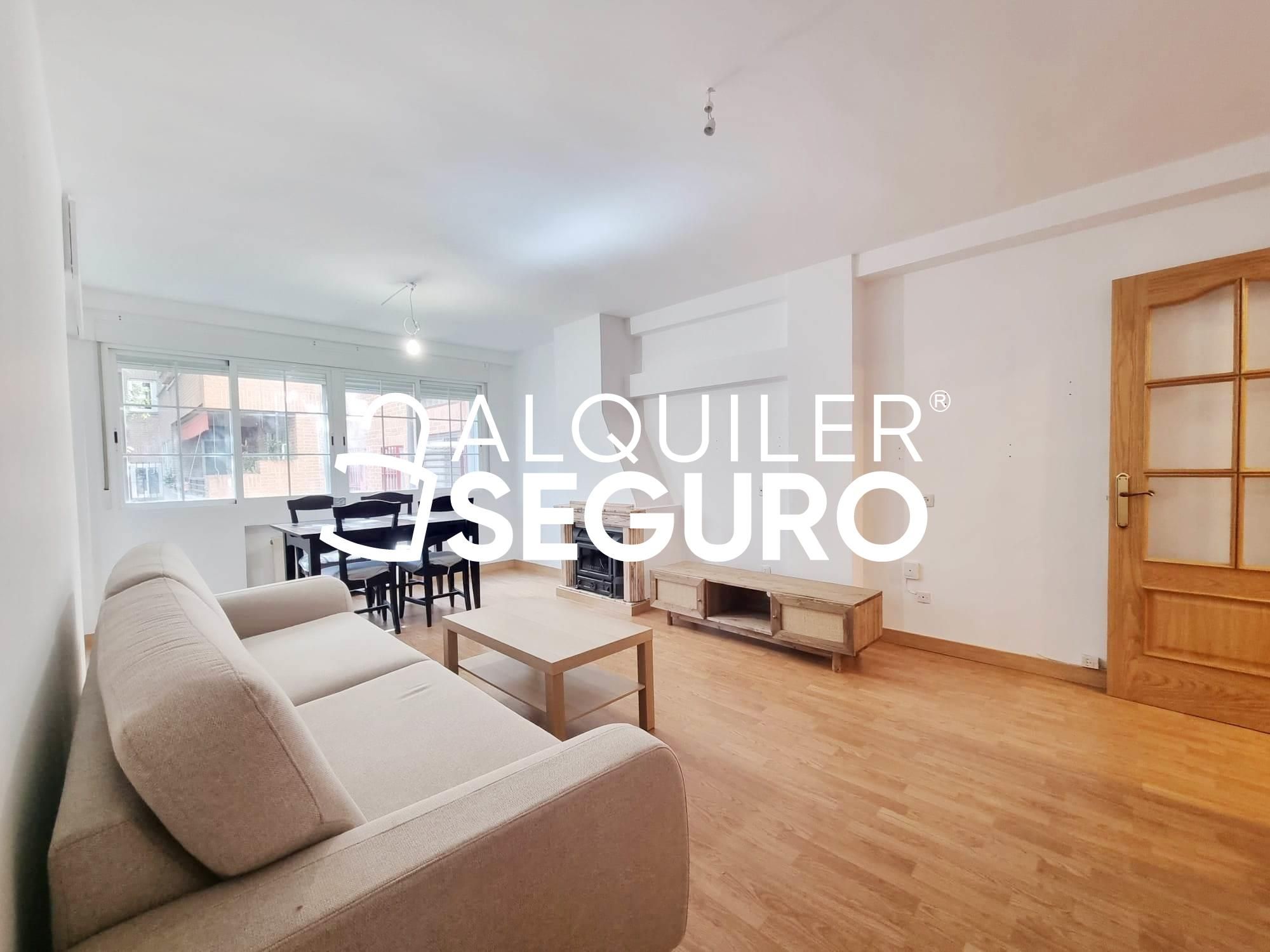 Living room of Flat to rent in Galapagar  with Air Conditioner, Heating and Terrace